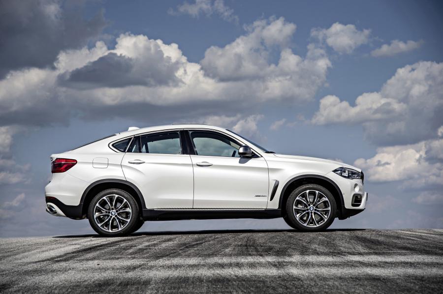  BMW X6 xDrive 5.0i 2015 года  (фото 73 из 113)